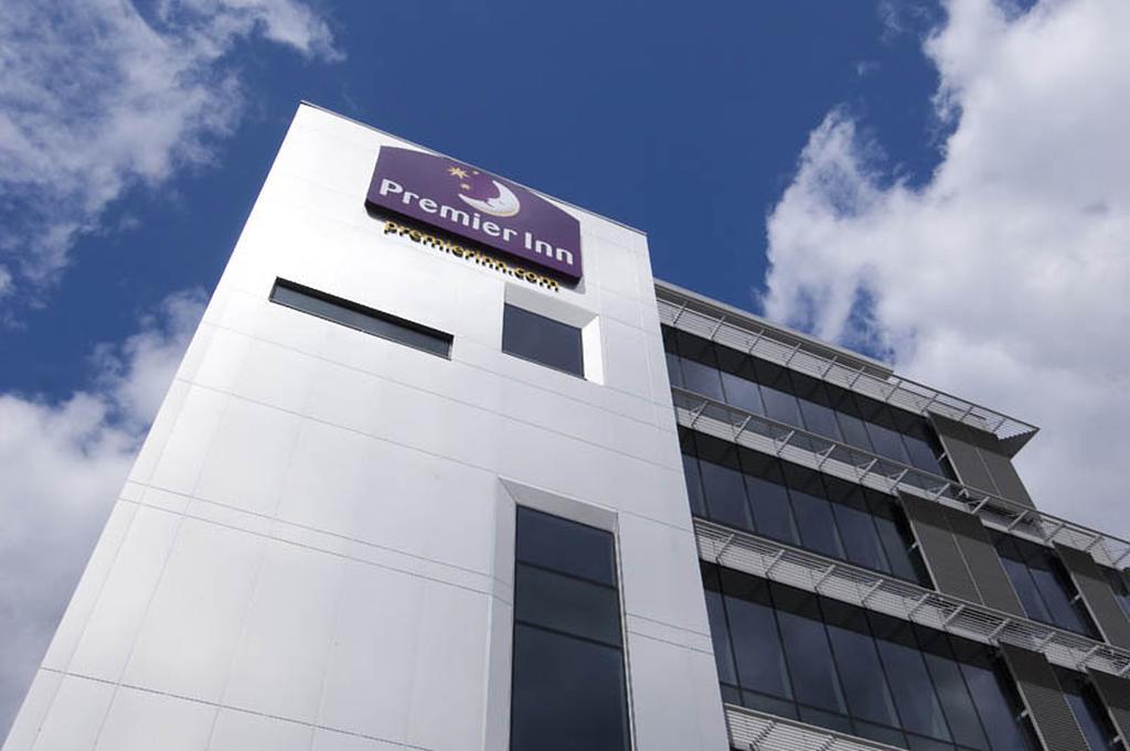 Premier Inn London Ealing Brentford Zewnętrze zdjęcie