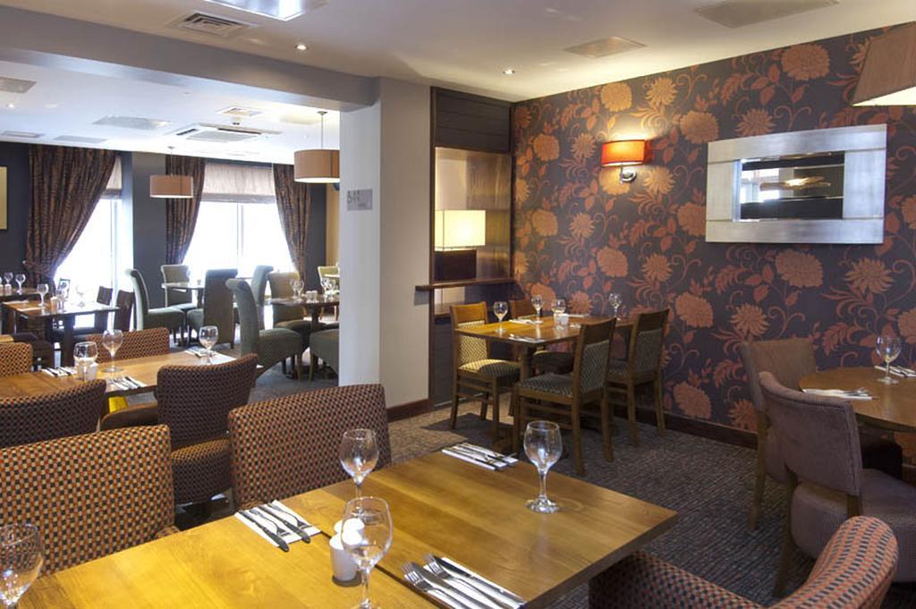 Premier Inn London Ealing Brentford Zewnętrze zdjęcie